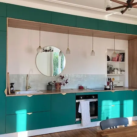 Tres Calme A Cote Du Chateau Apartment Versailles